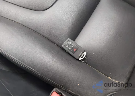 2015 Volvo Xc60 T6 Platinum z USA, uszkodzony, nr VIN YV4902RM4F2648640